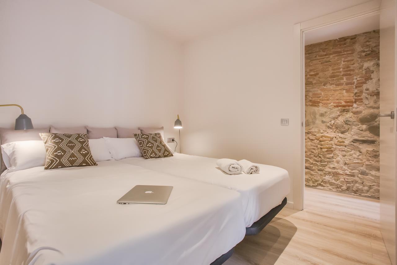 Flateli -Placa Catalunya 3-2 Girona Zewnętrze zdjęcie